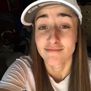 Meet your Posher, Casey